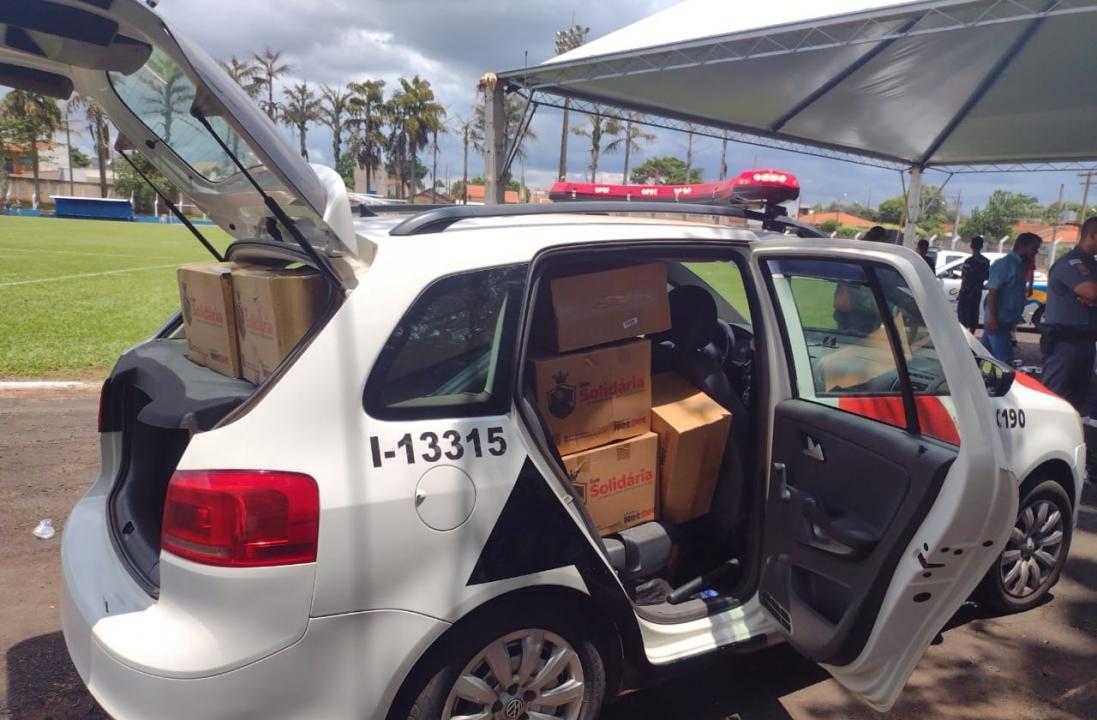 Foto 5 de 7 — Campanha de Natal busca arrecadar alimentos em Américo Brasiliense